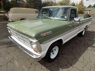 Illustration for article titled F-100 Pickups